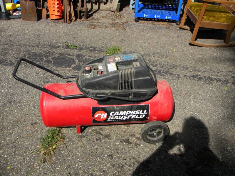 lot 152 image: Campbell Hausfeld Air Compressor