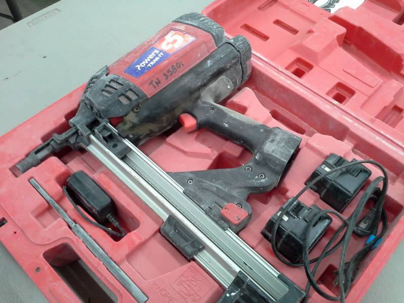 lot 411 image: One Powers Trak-It C5 Gas Fastening System (NEEDS REPAIR)