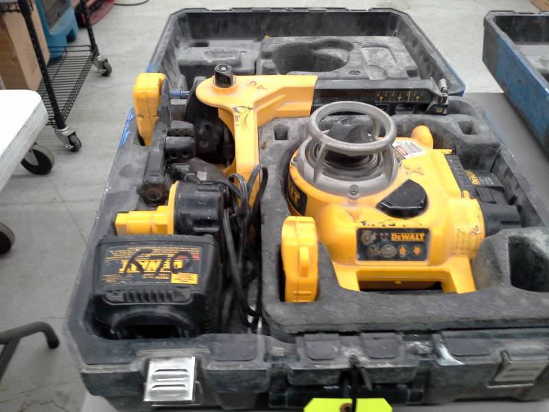 lot 421 image: DeWalt DW077 18V Rotary Laser