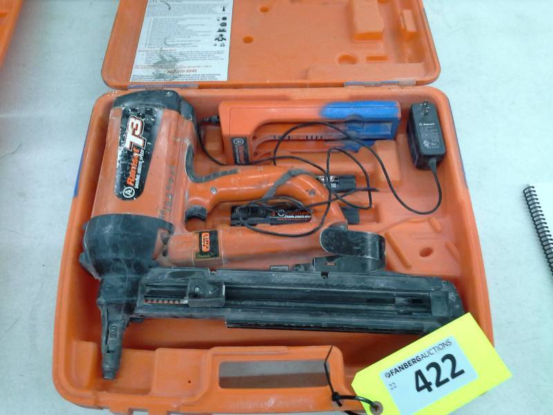 lot 422 image: Ramset T3 Gas Actuated Fastener Tool