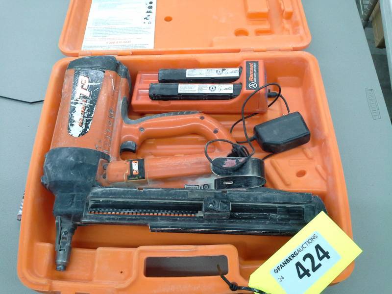 lot 424 image: Ramset T3 Gas Actuated Fastener Tool