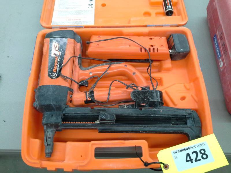 lot 428 image: Ramset T3 Gas Actuated Fastener Tool