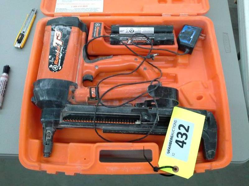 lot 432 image: Ramset T3 Gas Actuated Fastener Tool