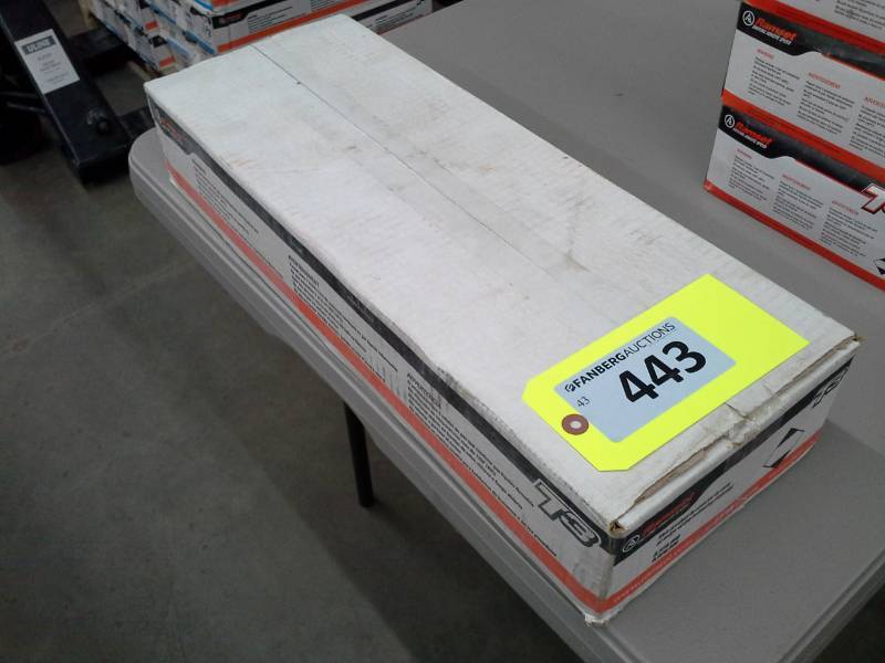 lot 443 image: One Cases of Ramset Concrete Pins (Qty 5000)