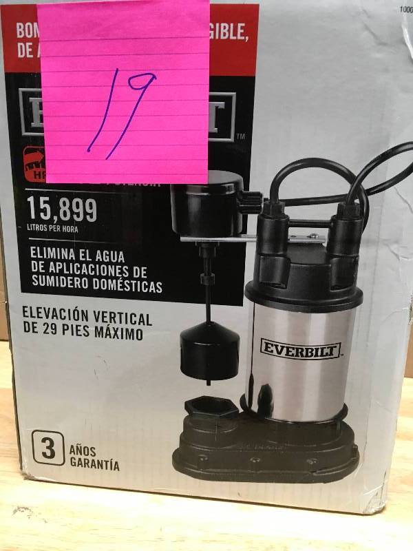lot 19 image: EVERBILT 12 HP Submersible Sump Pump