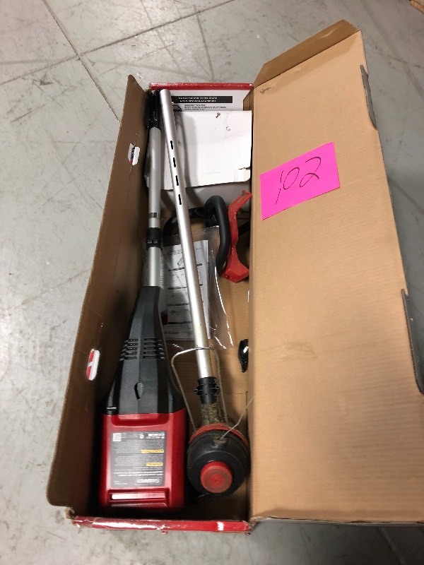 lot 102 image: Snapper Cordless String Trimmer 56-Volt Lithium-ion With Battery And Charger used in good working condition
