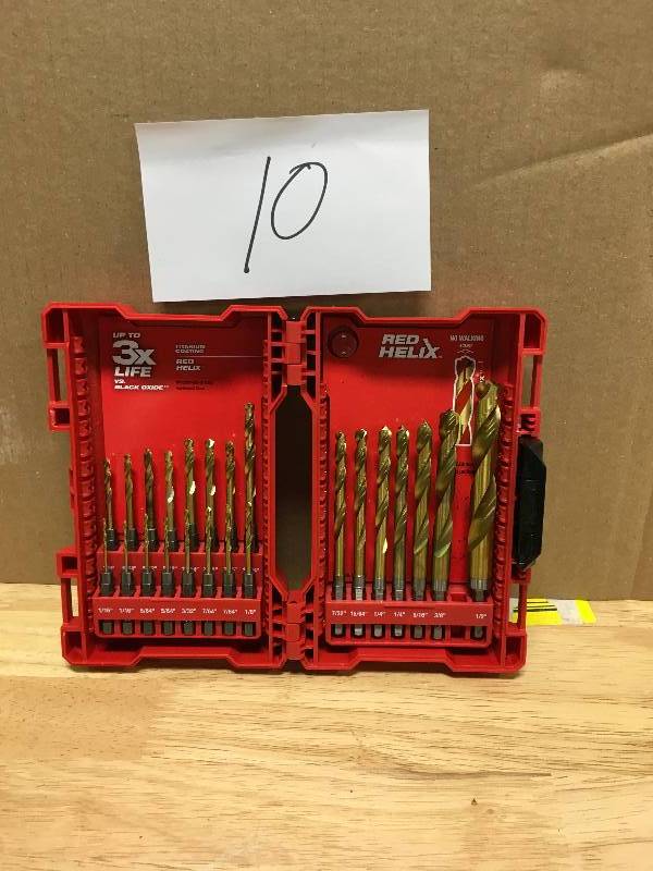 Milwaukee Cobalt Red Helix Drill Bit Kit (15-Piece)  in good conditions