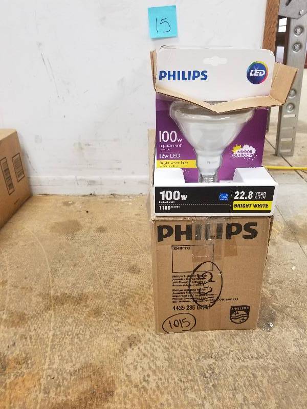 lot 15 image: Philips 100W Equivalent Bright White IndoorOutdoor Dimmable PAR38 Ambient LED Flood Light  Lot of 4 pcs New