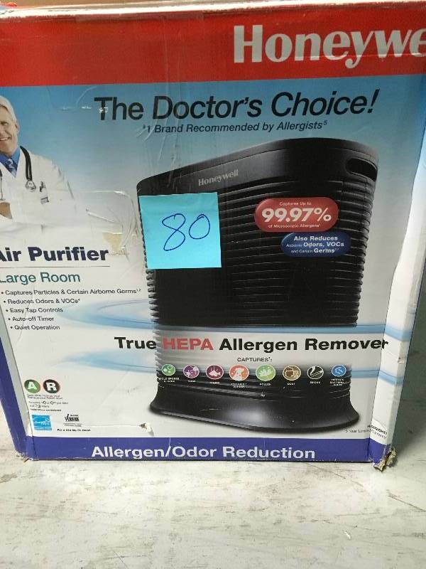 lot 80 image: HONEYWELL True HEPA 310 sq. ft. Allergen Remover Air Purifier in good conditions