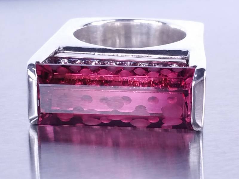 lot 5 image: Custom Made Tourmaline and Diamond Ring - 14k NO RESERVE