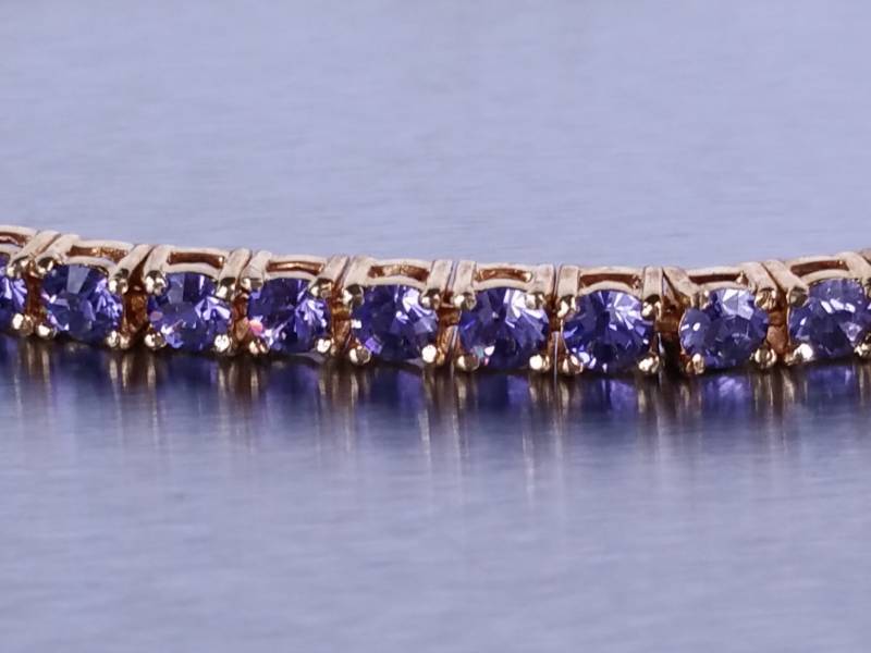 lot 72 image: Ladies Beautiful Amethyst Tennis Bracelet
