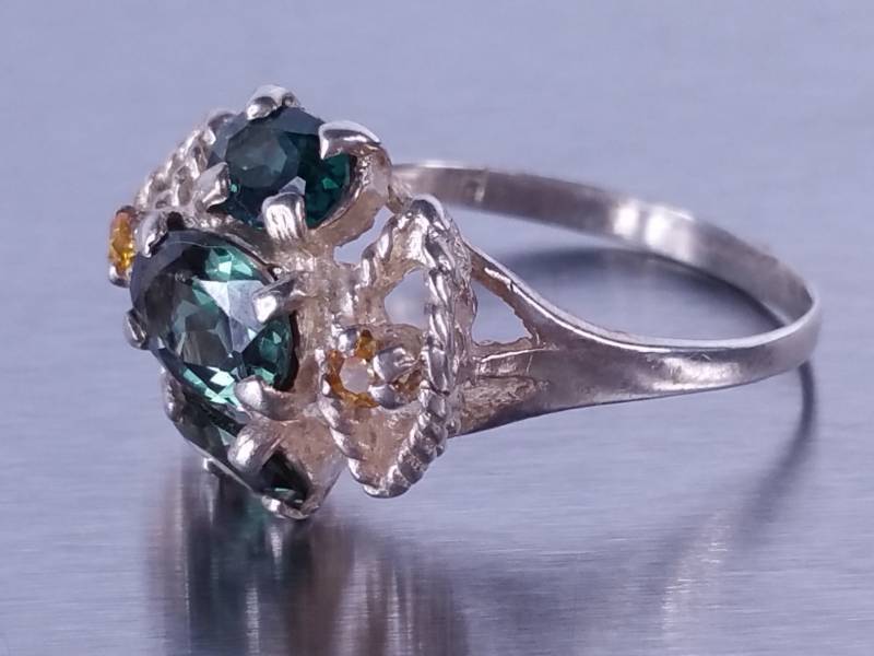 lot 109 image: Very Old Ring Crafted in Israel