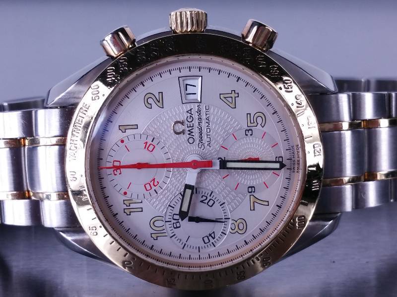 lot 0 image: Mens Omega Speedmaster Automatic 18k Watch NO RESERVE