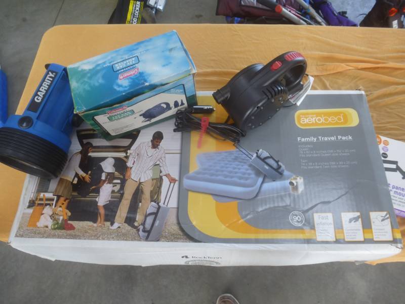 lot 41 image: Aerobed Inflatable Bed