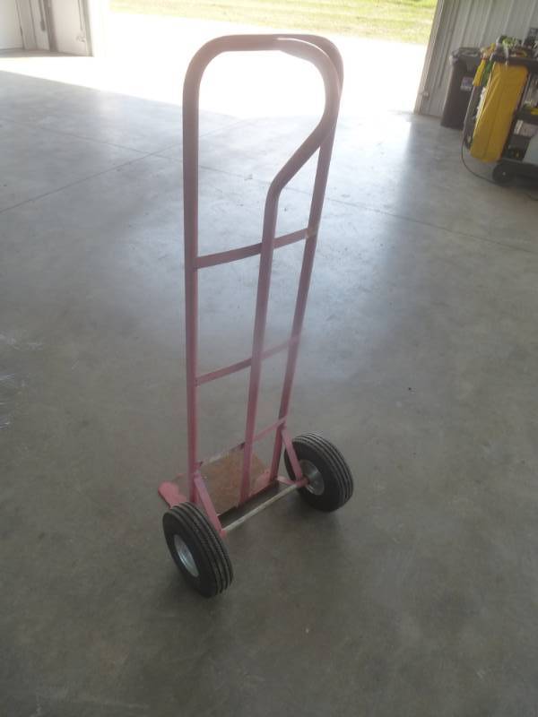 lot 19 image: Dolly 2 wheel