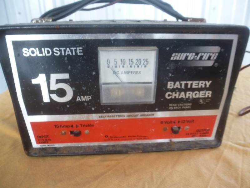lot 22 image: Sure Fire Battery Charger