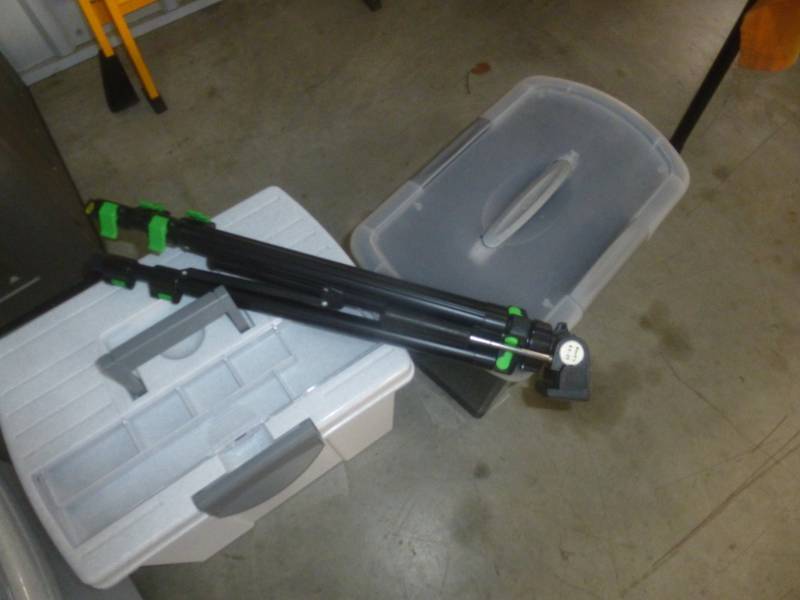 lot 32 image: File Boxes