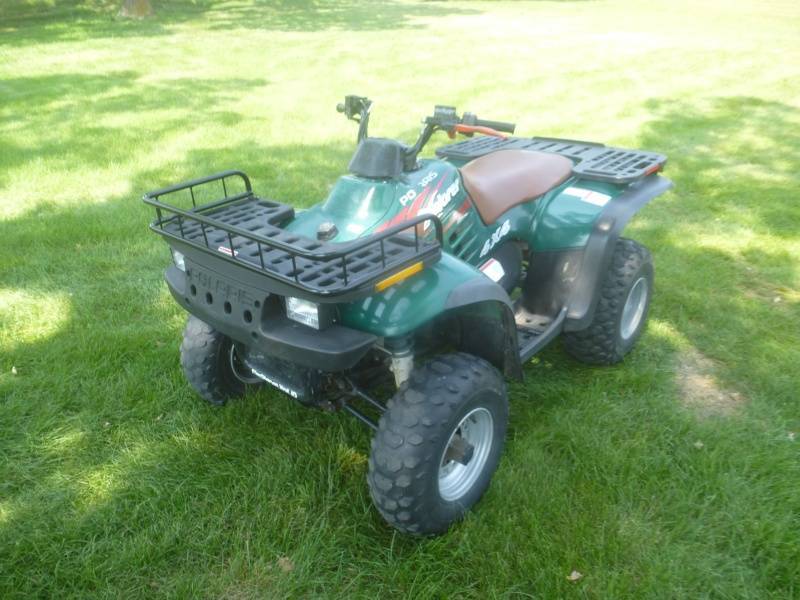 lot 4 image: 1994 Polaris Explorer 300 ATV 4WD