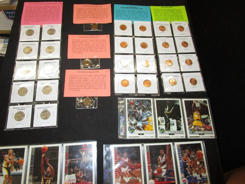 lot 15 image: 3 1909 1 Cent 2009 1 Cent Set Westward 5 Cent and Mint Medallions Sports Cards