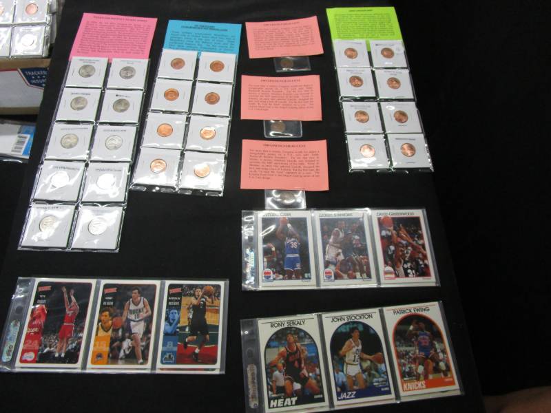 lot 16 image: 3 1909 1 Cent 2009 1 Cent Set Westward 5 Cent and Mint Medallions Sports Cards