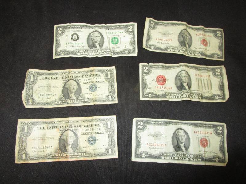 lot 50 image: $2 Bills- Series 1953, 1976, 1953, 1928, $1 Bills- Both 1957