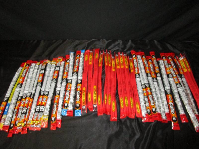 lot 59 image: 40 Pieces of Long Beef Jerky Teriyaki, Original, Hot&Spicy, Mild, Bacon&Cheddar