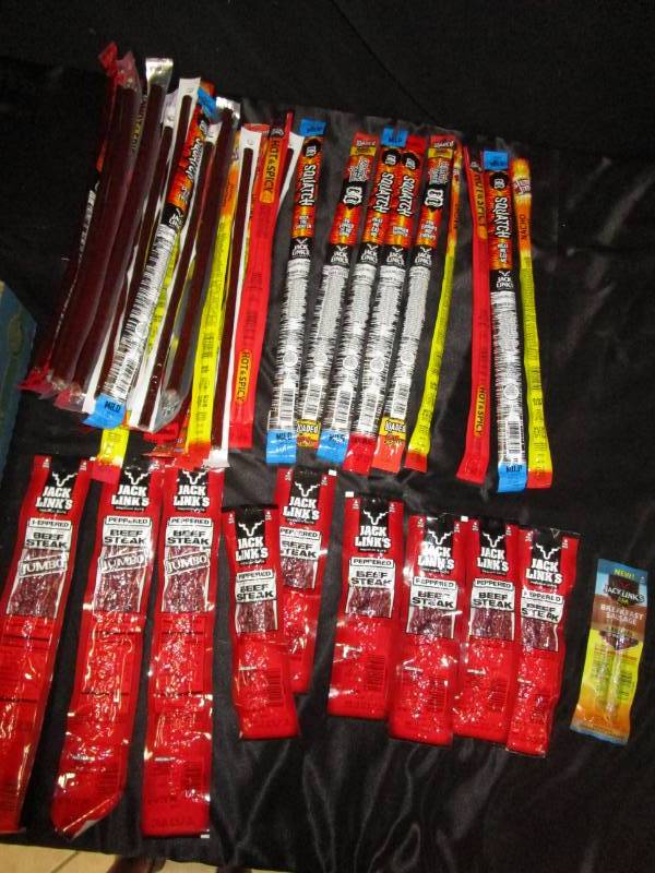 lot 80 image: 40 Various Beef Jerky Sticks Various Flavors Hot&Spicy, Mild, Original Plus More