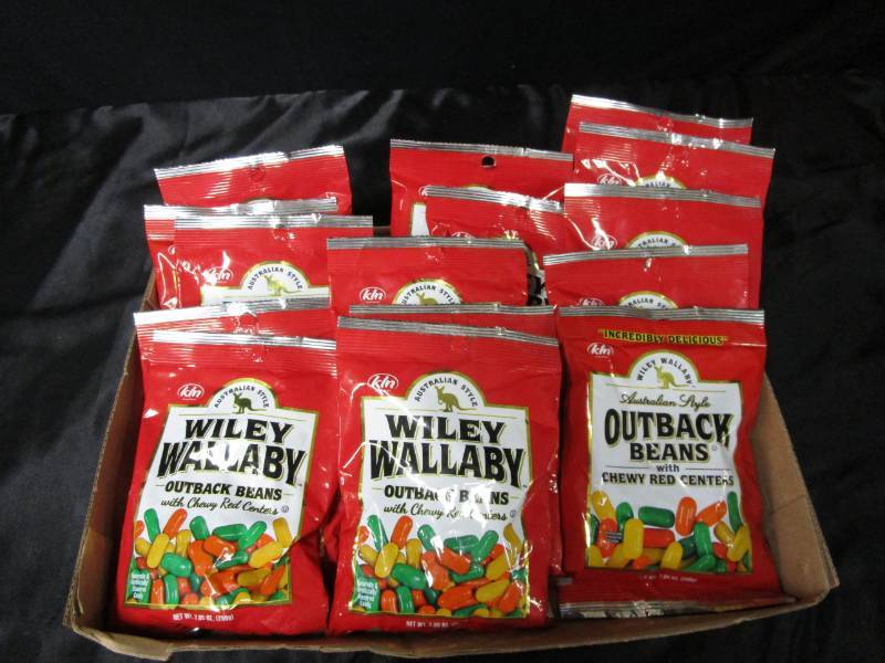 lot 98 image: 15 7.05 oz bags of WILEY WALLABY Outback Beans with Chewy Centers