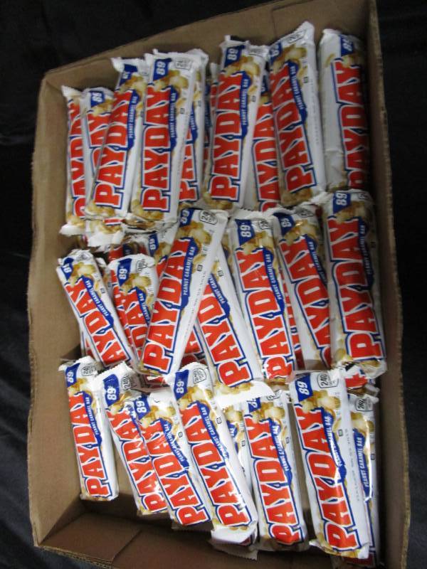 lot 99 image: 40 1.85 oz PAY DAY Penut Caramel Bars