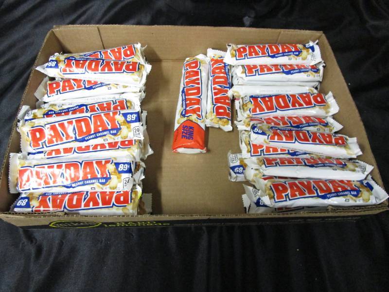 lot 100 image: 40 1.85 oz PAY DAY Penut Caramel Bars