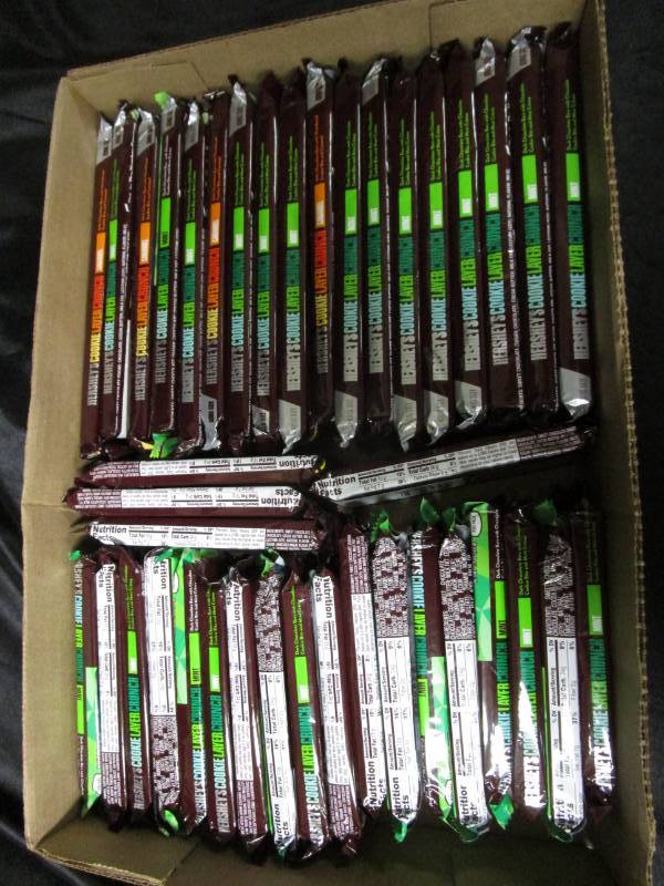 lot 107 image: 40 Various HERSHEY bars