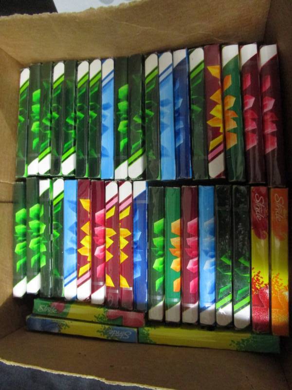 lot 110 image: 40 Various flavor of Gum