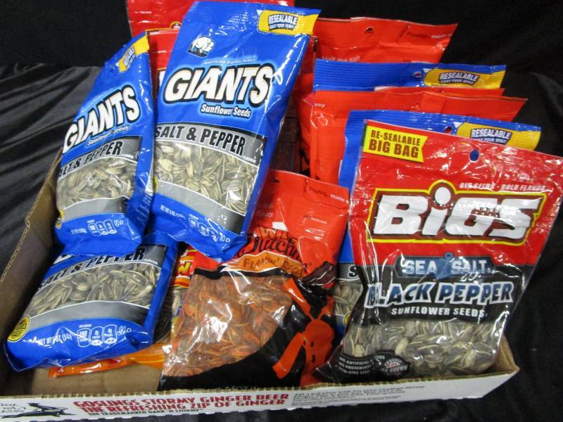 lot 128 image: 10 Various sized and Flavored Sunflower Seeds