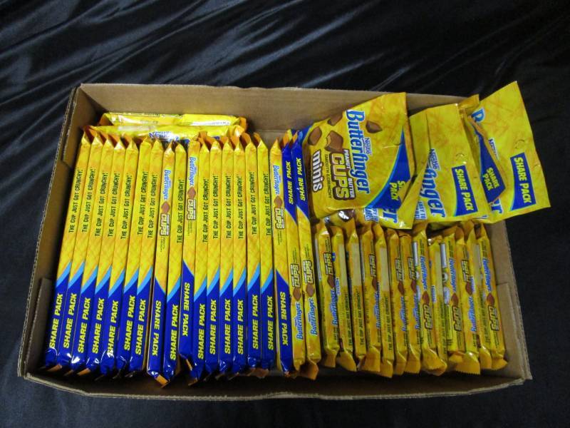 lot 141 image: 40 Butterfingers Various Sizes