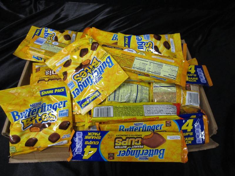 lot 142 image: 40 Butterfingers Various Sizes