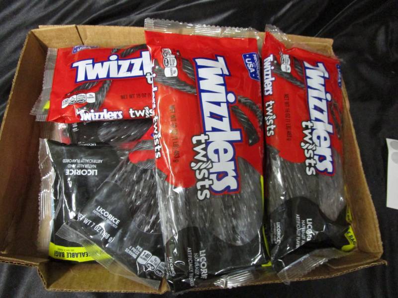 lot 149 image: 10 Bags Of Twizzlers Varios Sizes