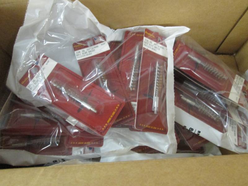 lot 294 image: Lot of 36 Outers Outers .338 - .375 Caliber Rifle Bronze Bore Brush (8-32 Threads) Retail $5.07ea