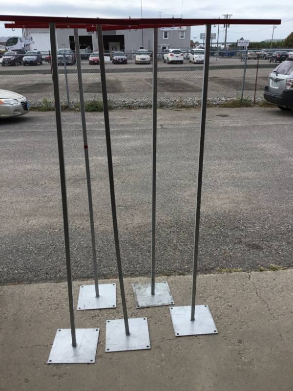 5 Hanging Rack Has Holes to put Hooks in