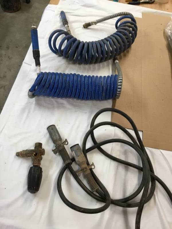 Semi - 2 Break Hoses 20 footers, Electric trailer hook up