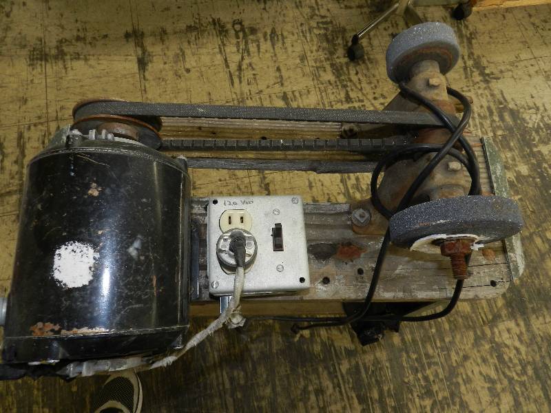 lot 156 image: GRINDER AND MOTOR MOUNTED ON STAND