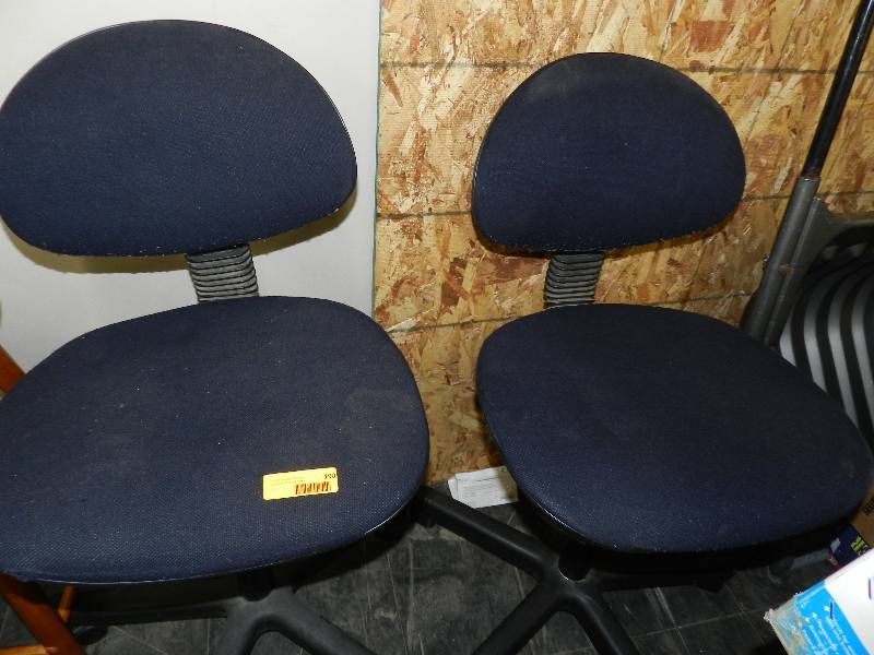 lot 190 image: TWO TASK CHAIROFFICE CHAIRS