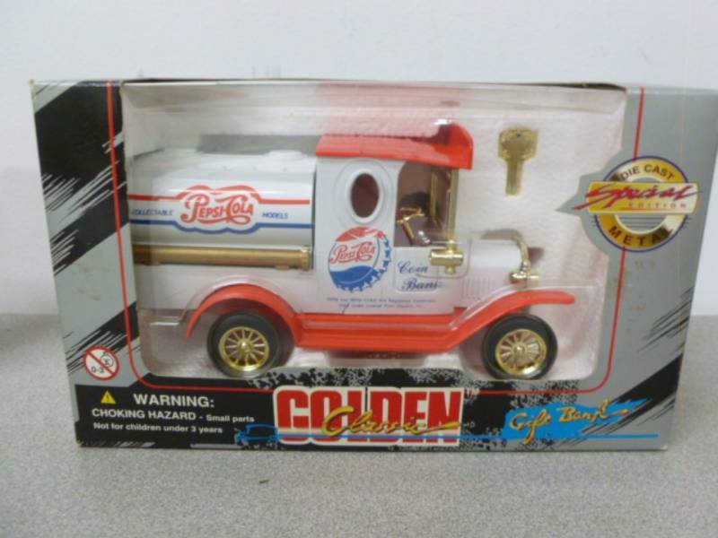 lot 25 image: Coin Bank Truck
