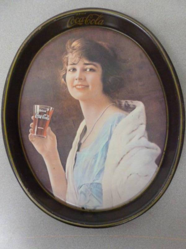 lot 48 image: Vintage Coca-Cola