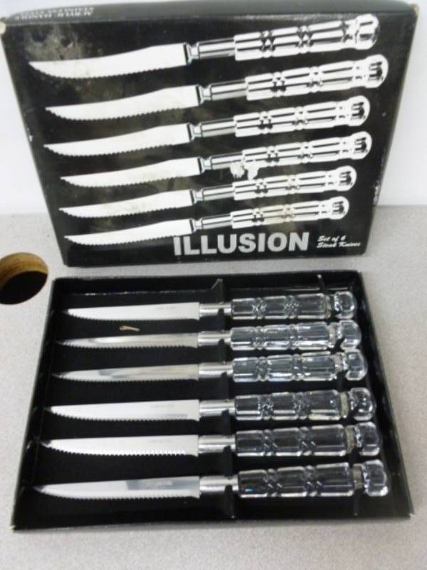 lot 53 image: Knife Set