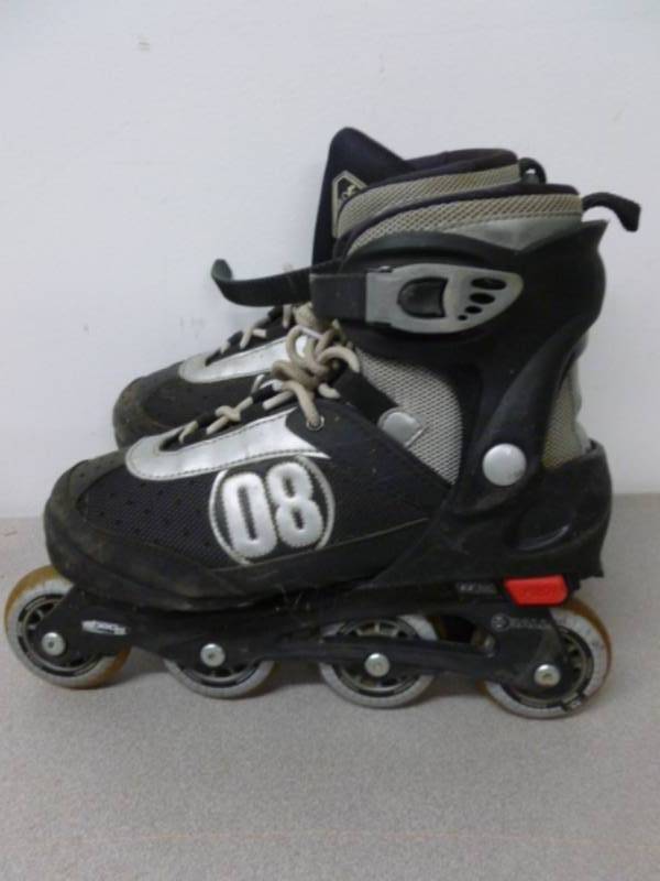 lot 55 image: Roller Blades