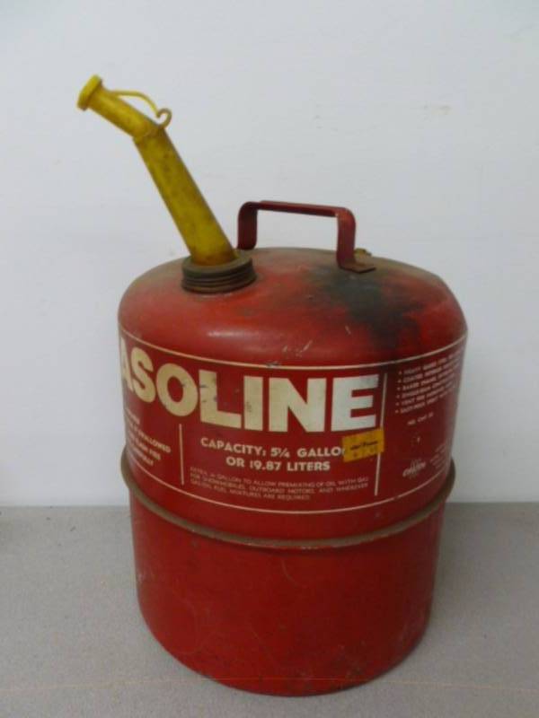 lot 66 image: Gas Can