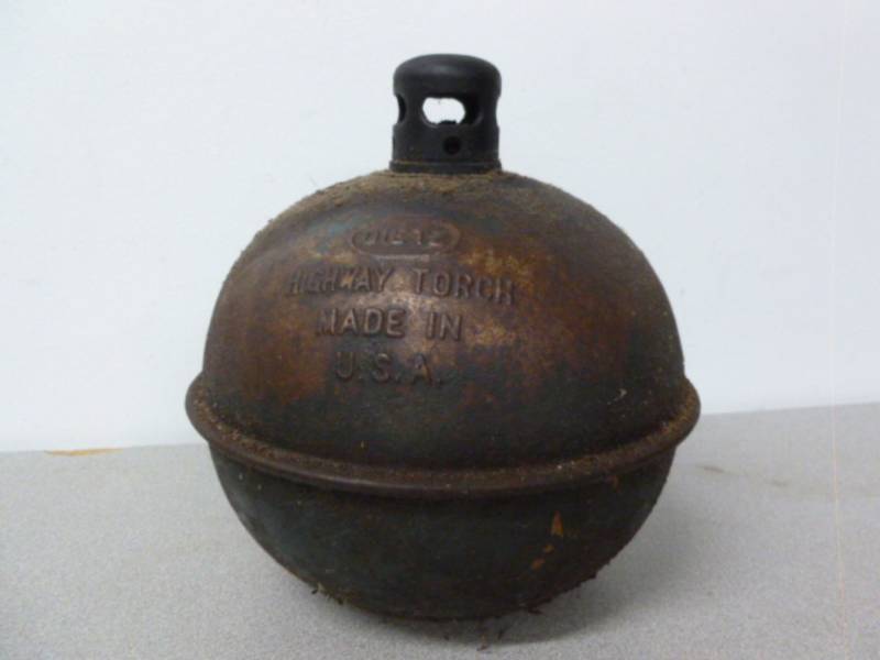 lot 79 image: Vintage Dietz