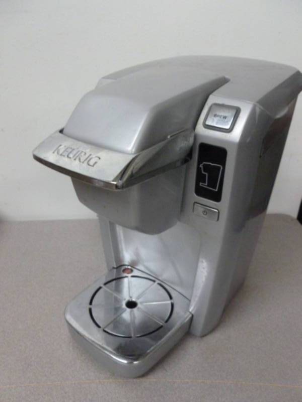 lot 81 image: Keurig Coffee Maker