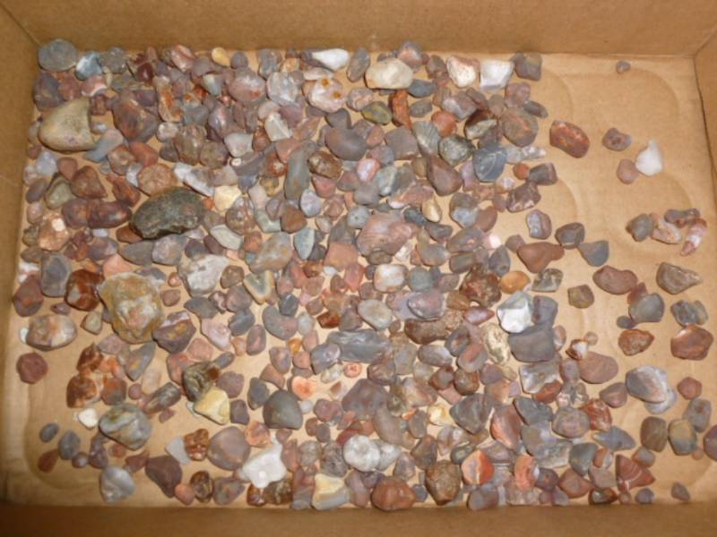 lot 167 image: Agates