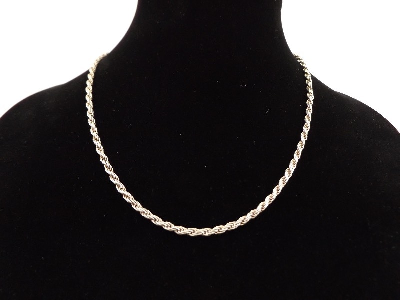 lot 22 image: NEW .925 Sterling Silver Chain Rope Necklace
